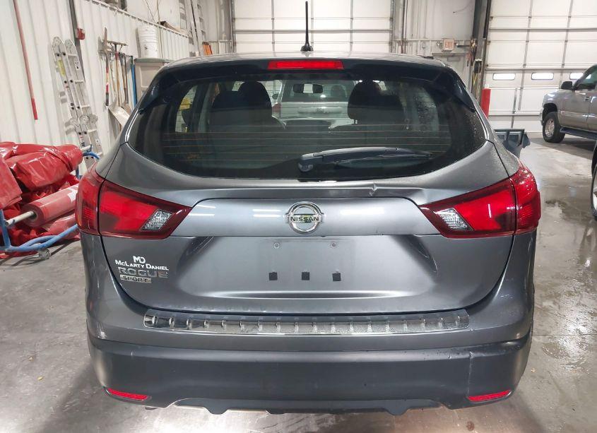 Photo 16 of 2018 Nissan Rogue SPORT S (VIN JN1BJ1CP9JW107540)