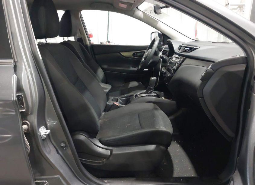 Photo 5 of 2018 Nissan Rogue SPORT S (VIN JN1BJ1CP9JW107540)