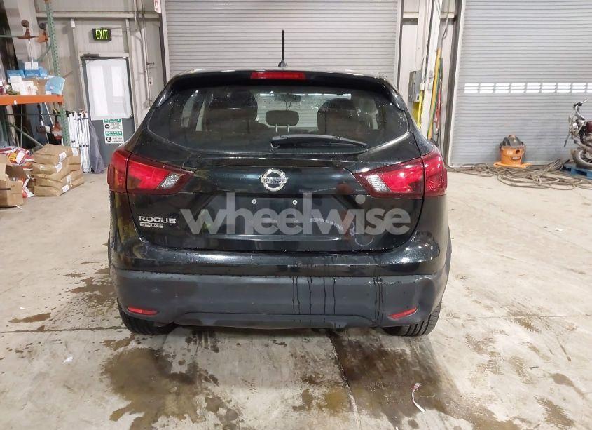 Photo 16 of 2018 Nissan Rogue SPORT S (VIN JN1BJ1CP9JW159783)