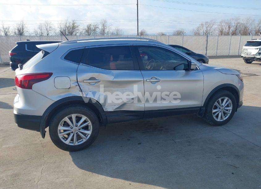 Photo 13 of 2018 Nissan Rogue SPORT SV (VIN JN1BJ1CP9JW164398)