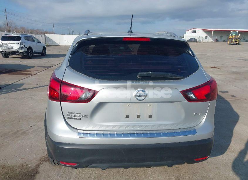 Photo 16 of 2018 Nissan Rogue SPORT SV (VIN JN1BJ1CP9JW164398)