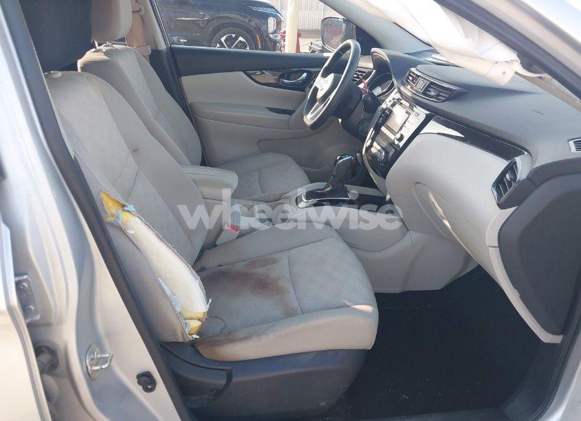 Photo 5 of 2018 Nissan Rogue SPORT SV (VIN JN1BJ1CP9JW164398)