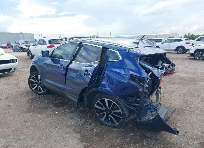 Photo 3 of 2019 Nissan Rogue SPORT SL (VIN JN1BJ1CP9KW226867)