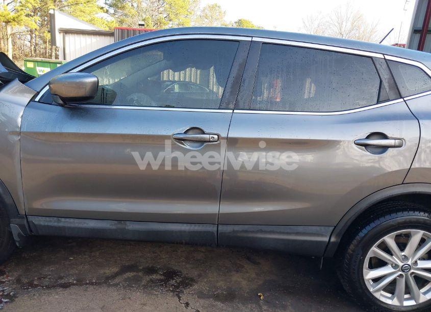 Photo 14 of 2019 Nissan Rogue SPORT S (VIN JN1BJ1CP9KW229154)