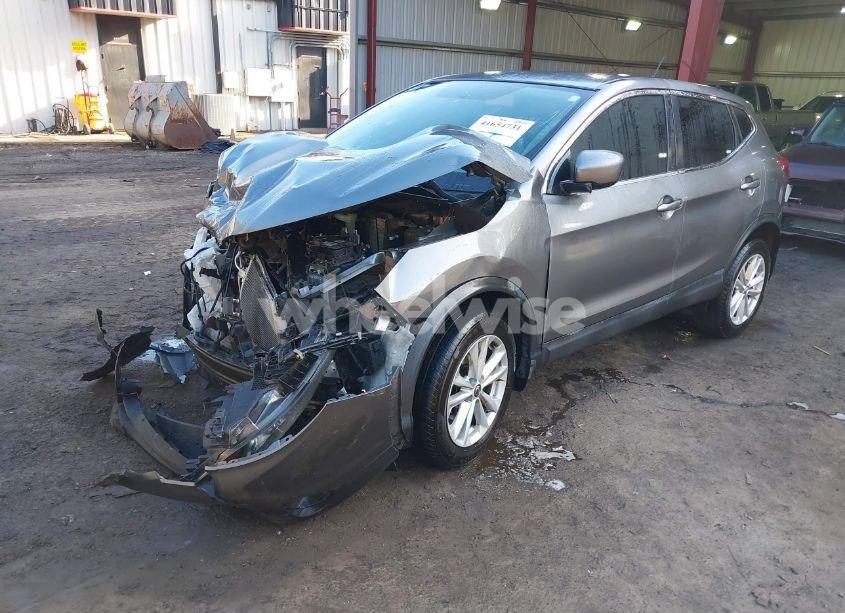 Photo 2 of 2019 Nissan Rogue SPORT S (VIN JN1BJ1CP9KW229154)