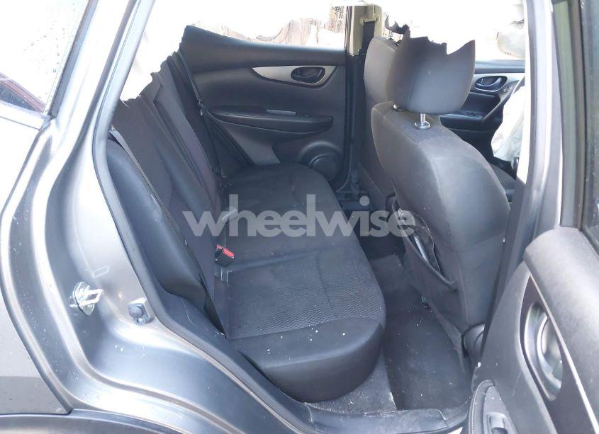 Photo 8 of 2019 Nissan Rogue SPORT S (VIN JN1BJ1CP9KW229154)