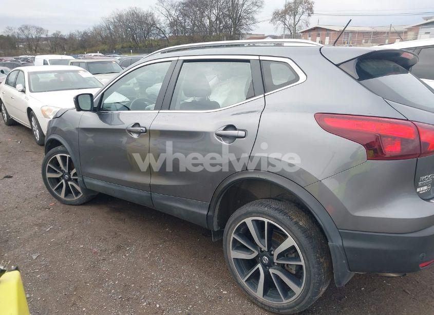 Photo 14 of 2019 Nissan Rogue SPORT SL (VIN JN1BJ1CP9KW236931)