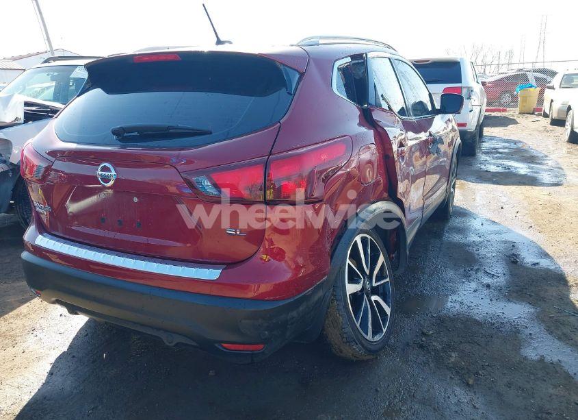 Photo 4 of 2019 Nissan Rogue SPORT SL (VIN JN1BJ1CP9KW237402)