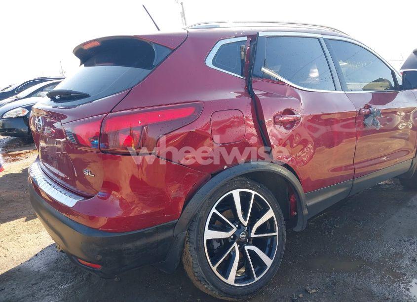 Photo 6 of 2019 Nissan Rogue SPORT SL (VIN JN1BJ1CP9KW237402)