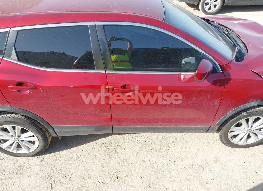 Photo 13 of 2019 Nissan Rogue SPORT S (VIN JN1BJ1CP9KW242860)