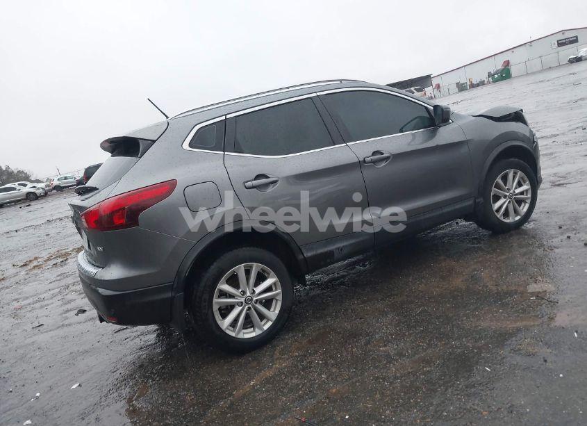 Photo 4 of 2019 Nissan Rogue SPORT SV (VIN JN1BJ1CP9KW243586)