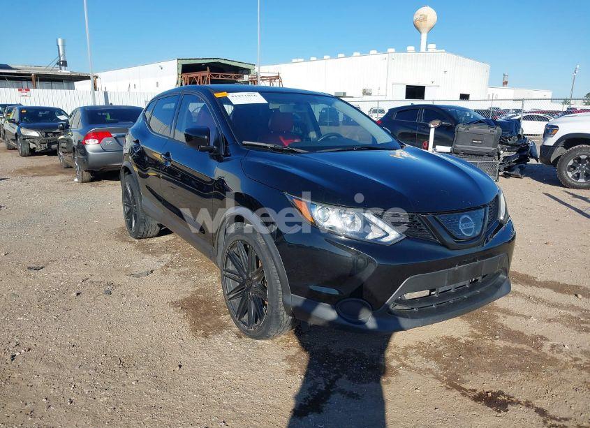 2019 Nissan Rogue SPORT S (VIN JN1BJ1CP9KW524920) main photo