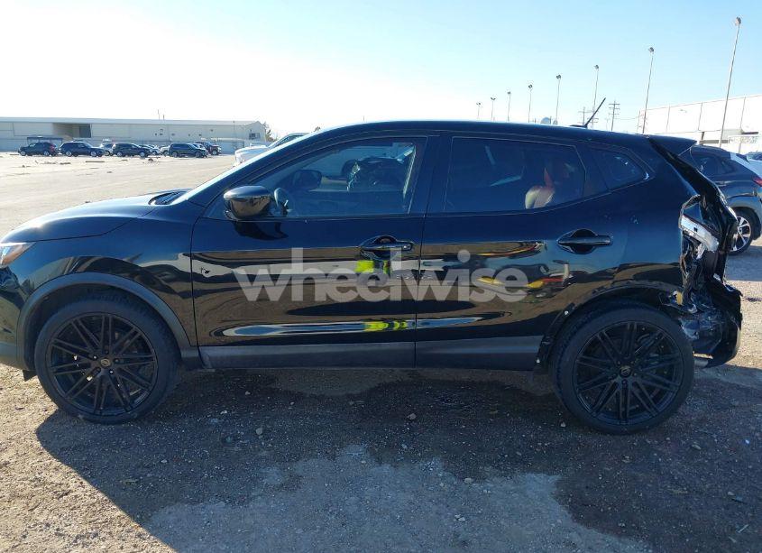 Photo 14 of 2019 Nissan Rogue SPORT S (VIN JN1BJ1CP9KW524920)