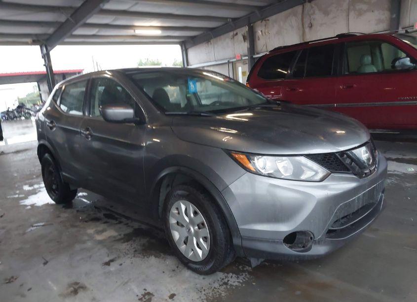 2019 Nissan Rogue SPORT S (VIN JN1BJ1CP9KW529437) main photo