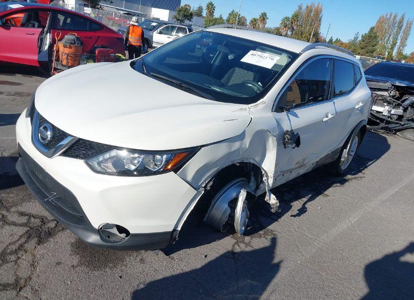 Photo 6 of 2017 Nissan Rogue SPORT SV (VIN JN1BJ1CPXHW024192)