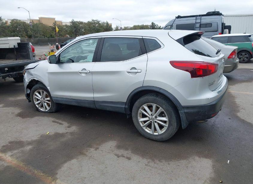 Photo 15 of 2017 Nissan Rogue SPORT S (VIN JN1BJ1CPXHW034625)