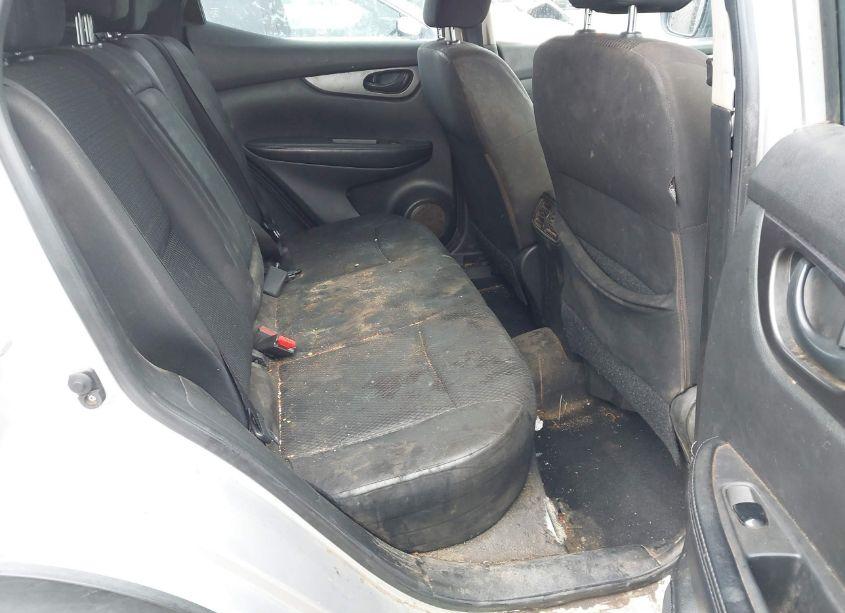 Photo 8 of 2017 Nissan Rogue SPORT S (VIN JN1BJ1CPXHW034625)