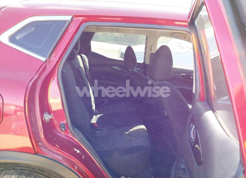 Photo 8 of 2018 Nissan Rogue SPORT SV (VIN JN1BJ1CPXJW165379)