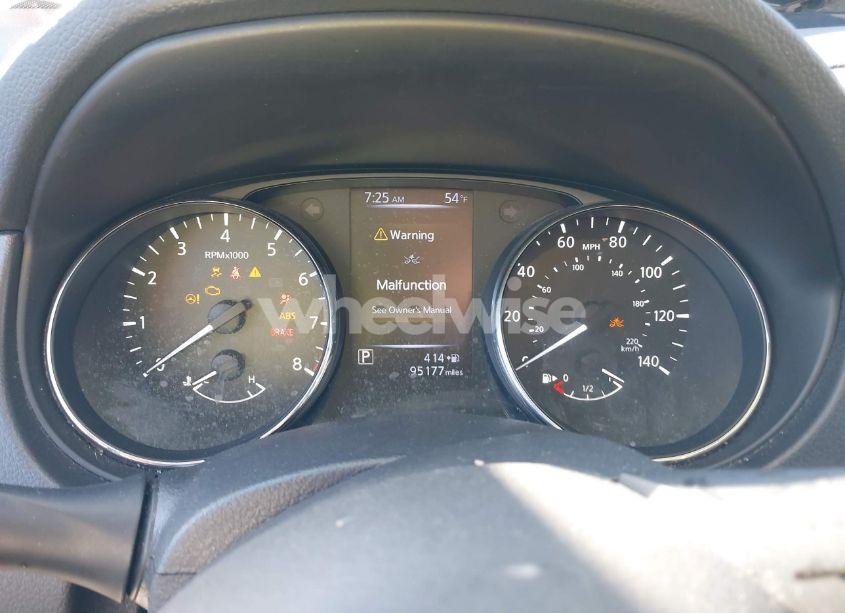 Photo 7 of 2018 Nissan Rogue SPORT S (VIN JN1BJ1CPXJW189620)