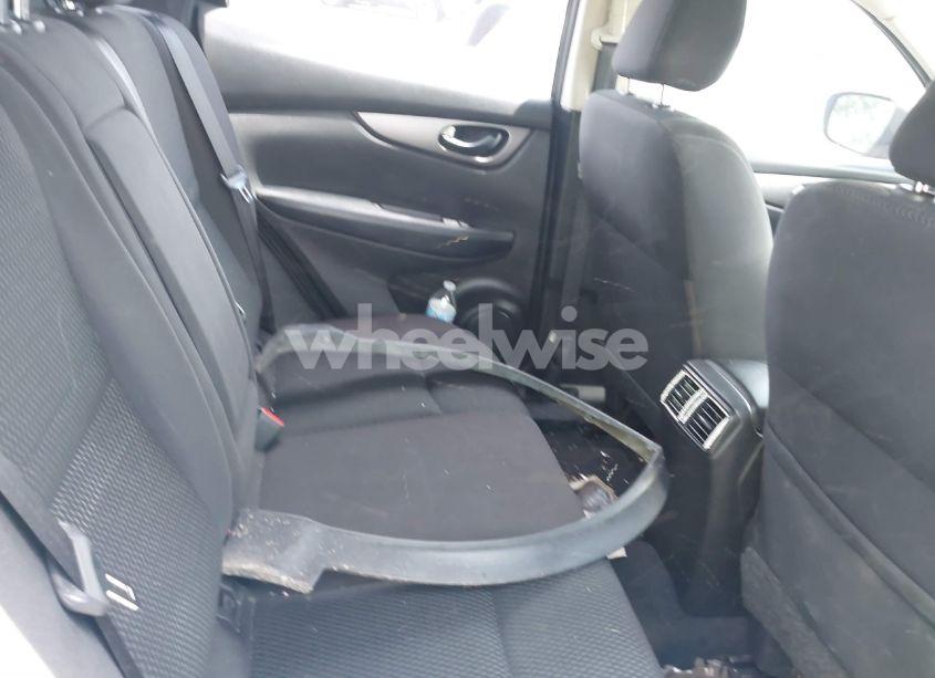 Photo 8 of 2019 Nissan Rogue SPORT S (VIN JN1BJ1CPXKW213089)