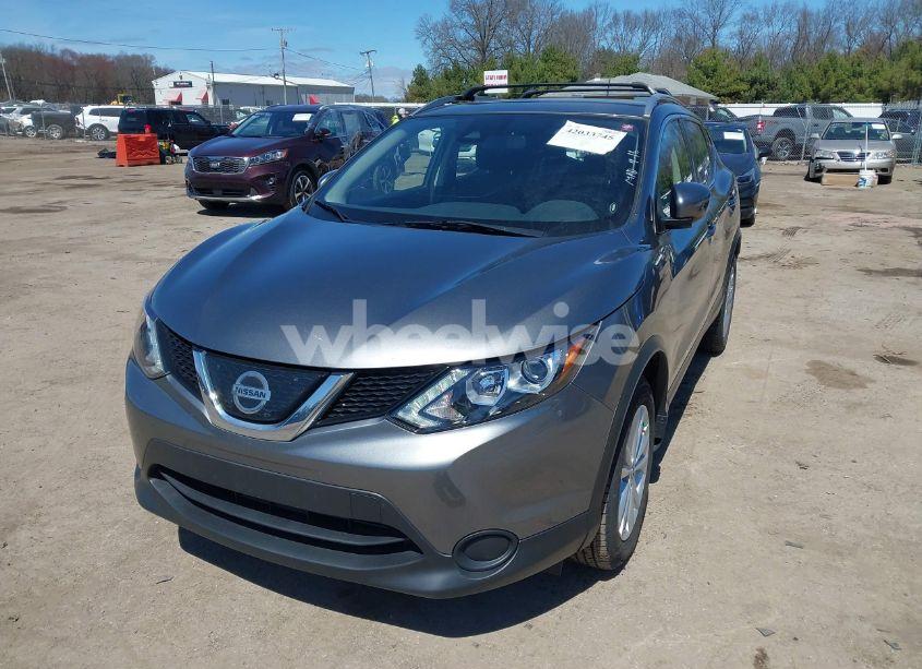 Photo 2 of 2019 Nissan Rogue SPORT SV (VIN JN1BJ1CPXKW234881)