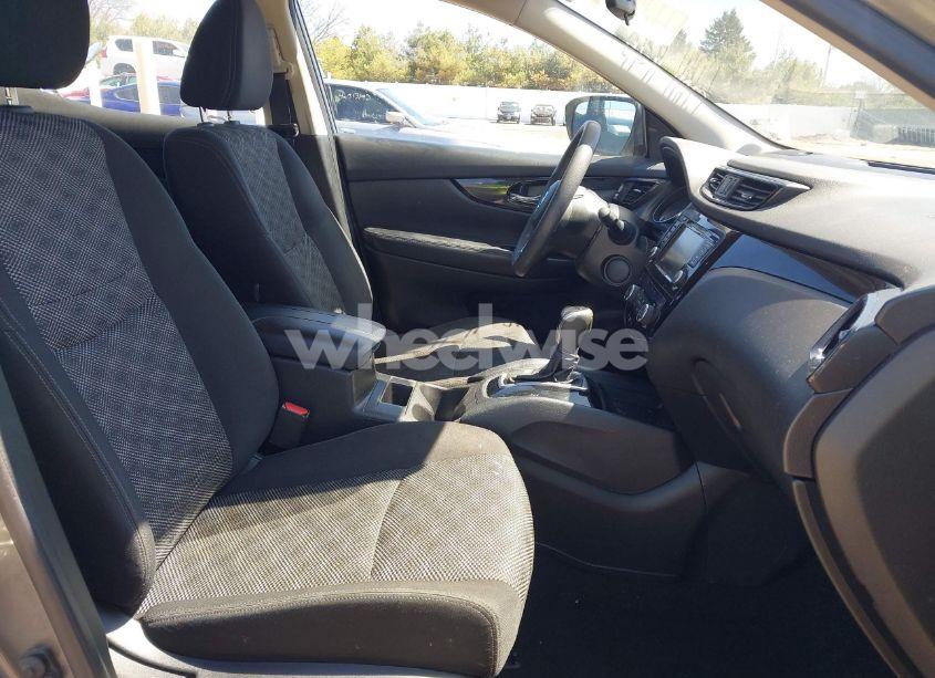 Photo 5 of 2019 Nissan Rogue SPORT SV (VIN JN1BJ1CPXKW234881)