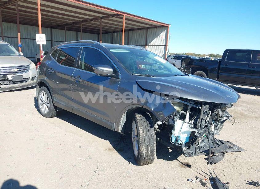 2019 Nissan Rogue SPORT SV (VIN JN1BJ1CPXKW242592) main photo