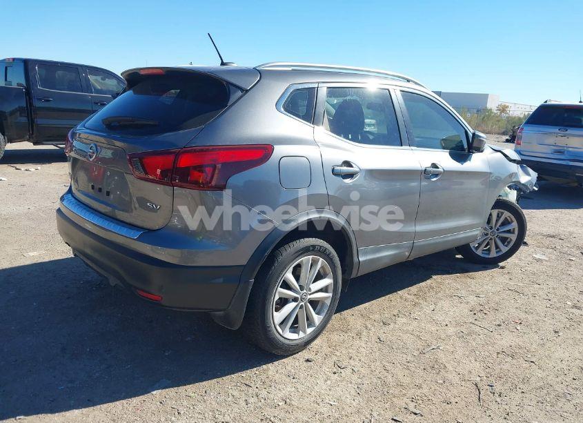 Photo 4 of 2019 Nissan Rogue SPORT SV (VIN JN1BJ1CPXKW242592)