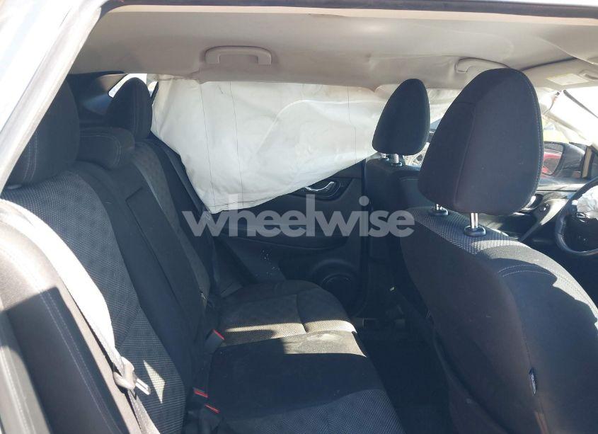 Photo 8 of 2019 Nissan Rogue SPORT SV (VIN JN1BJ1CPXKW242592)