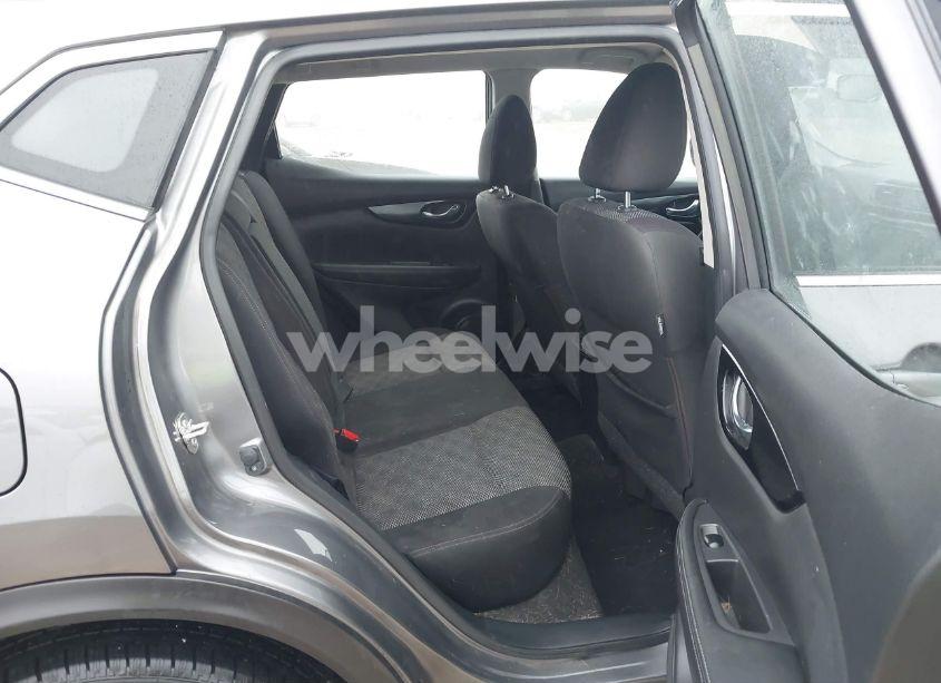 Photo 8 of 2019 Nissan Rogue SPORT SV (VIN JN1BJ1CPXKW526367)