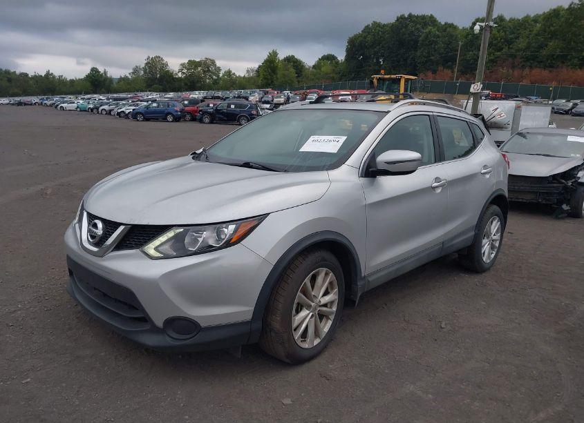 Photo 2 of 2017 Nissan Rogue SPORT SV (VIN JN1BJ1CR0HW102500)