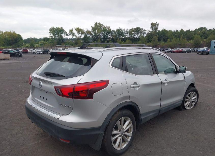 Photo 4 of 2017 Nissan Rogue SPORT SV (VIN JN1BJ1CR0HW102500)