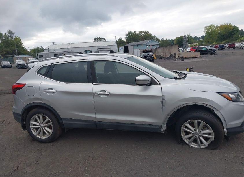 Photo 6 of 2017 Nissan Rogue SPORT SV (VIN JN1BJ1CR0HW102500)