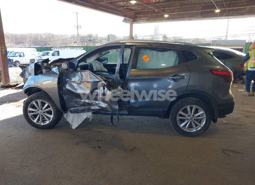 Photo 15 of 2017 Nissan Rogue SPORT SV (VIN JN1BJ1CR0HW108734)