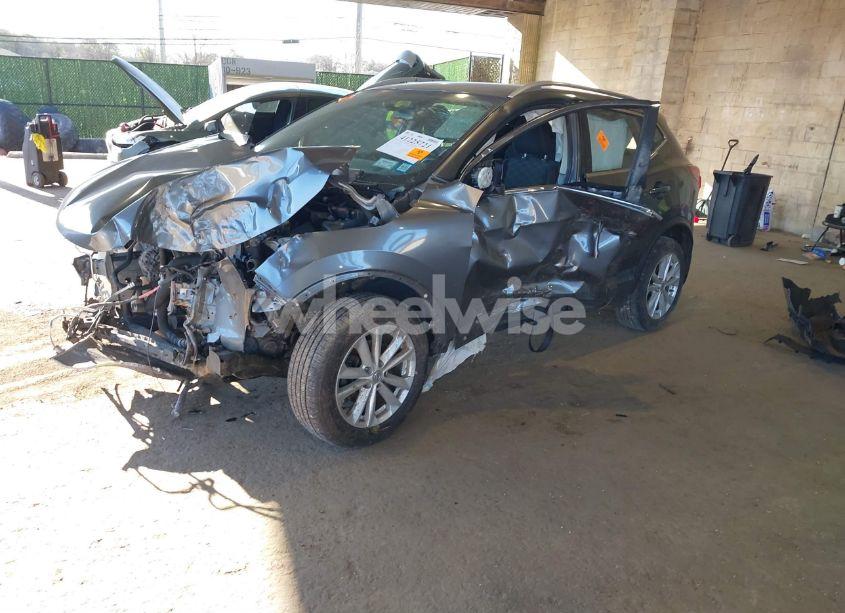 Photo 2 of 2017 Nissan Rogue SPORT SV (VIN JN1BJ1CR0HW108734)