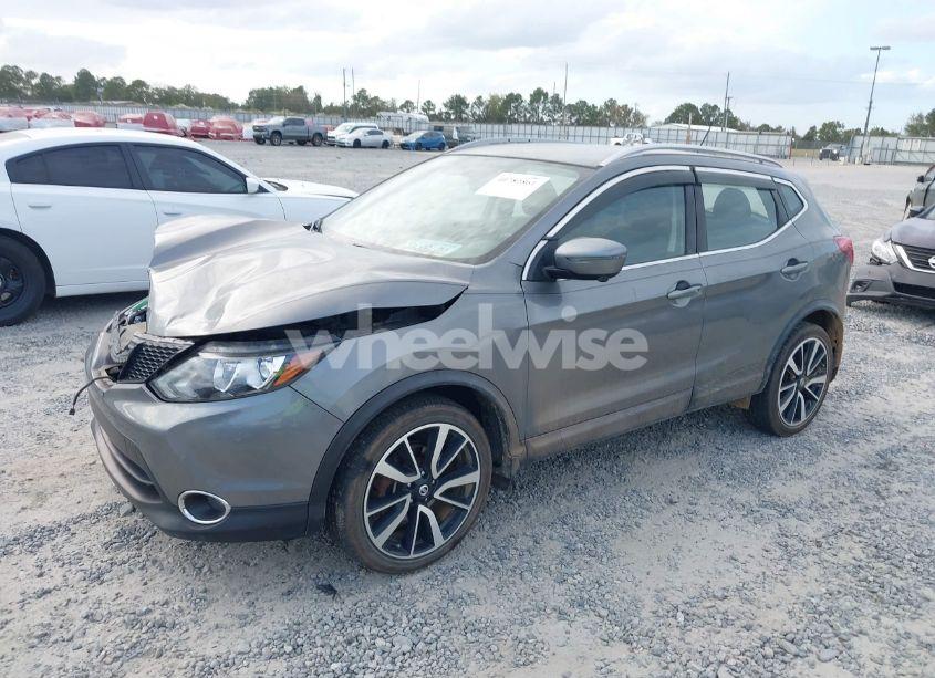 Photo 2 of 2017 Nissan Rogue SPORT SL (VIN JN1BJ1CR0HW117255)