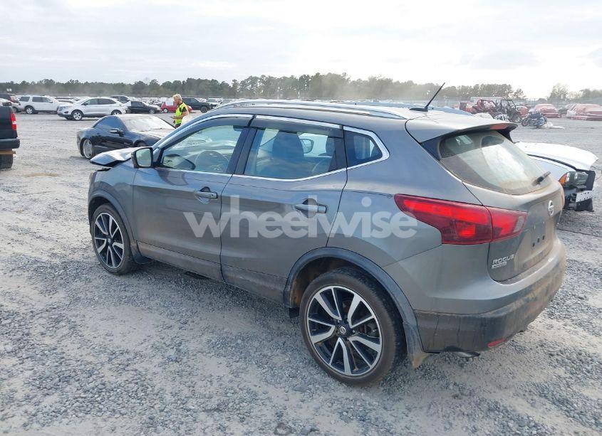 Photo 3 of 2017 Nissan Rogue SPORT SL (VIN JN1BJ1CR0HW117255)