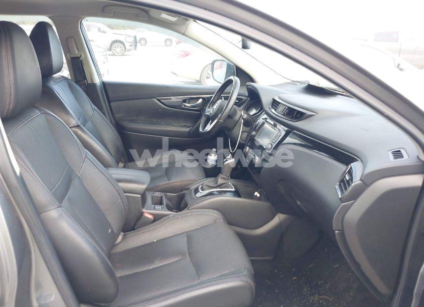 Photo 5 of 2017 Nissan Rogue SPORT SL (VIN JN1BJ1CR0HW117255)