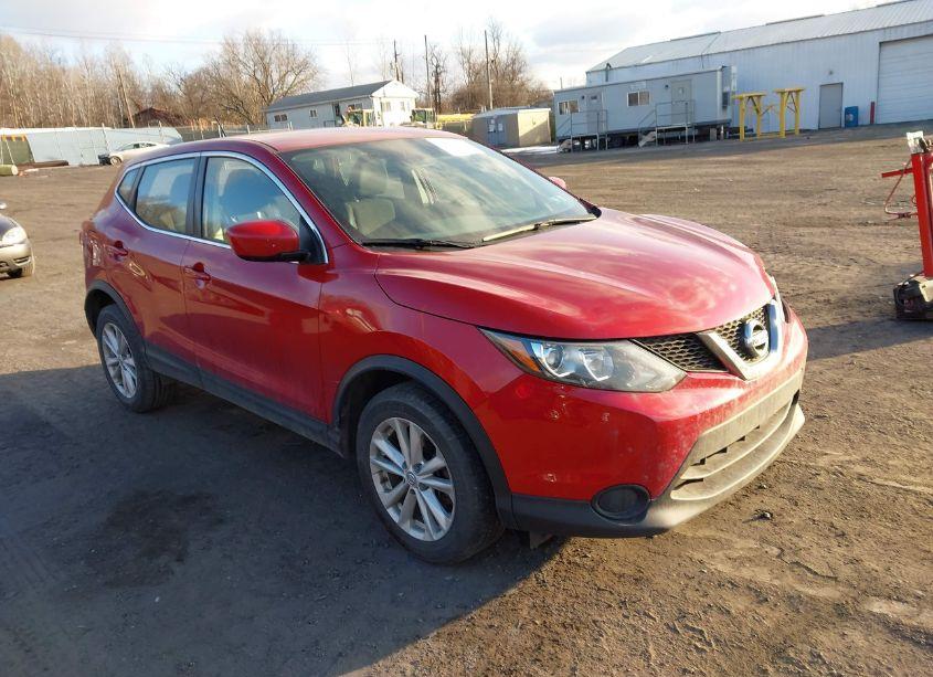 2017 Nissan Rogue SPORT S (VIN JN1BJ1CR0HW132113) main photo