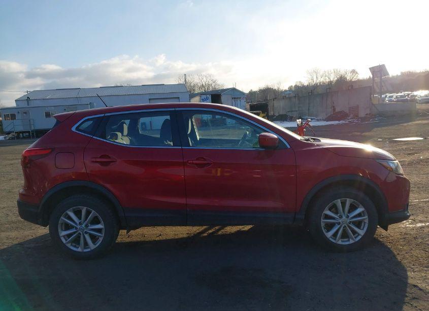 Photo 13 of 2017 Nissan Rogue SPORT S (VIN JN1BJ1CR0HW132113)