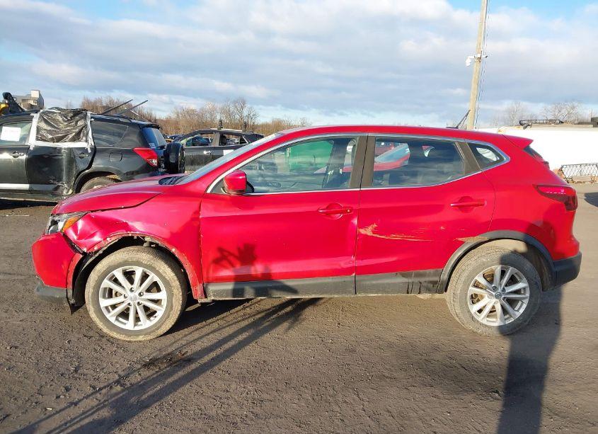 Photo 14 of 2017 Nissan Rogue SPORT S (VIN JN1BJ1CR0HW132113)