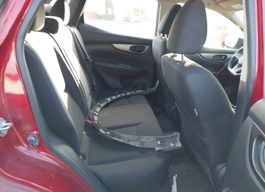 Photo 8 of 2017 Nissan Rogue SPORT S (VIN JN1BJ1CR0HW132113)