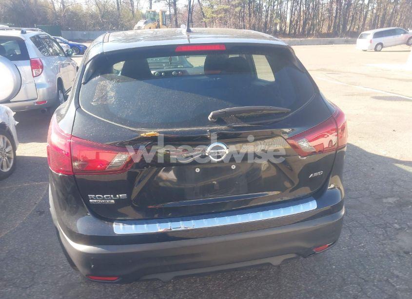 Photo 16 of 2017 Nissan Rogue SPORT S (VIN JN1BJ1CR0HW133410)