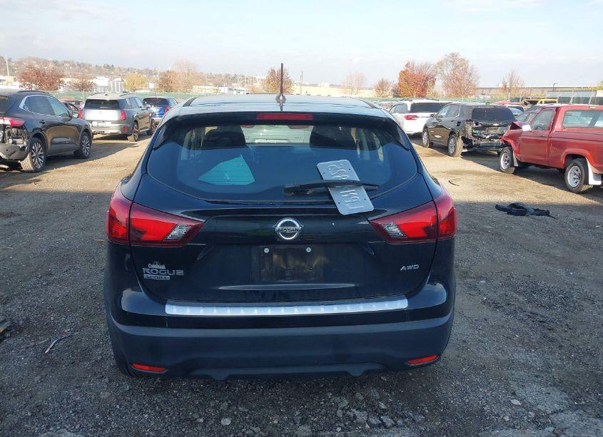 Photo 16 of 2017 Nissan Rogue SPORT S (VIN JN1BJ1CR0HW142270)