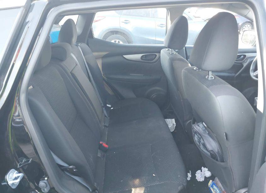 Photo 8 of 2017 Nissan Rogue SPORT S (VIN JN1BJ1CR0HW142270)