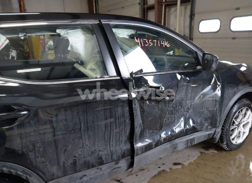 Photo 6 of 2018 Nissan Rogue SPORT S (VIN JN1BJ1CR0JW208354)