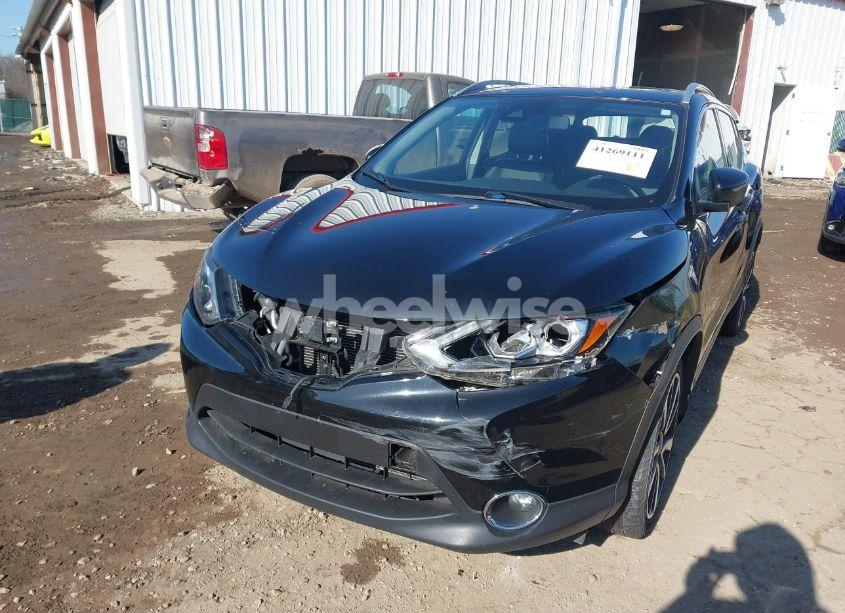 Photo 6 of 2018 Nissan Rogue SPORT SL (VIN JN1BJ1CR0JW281238)