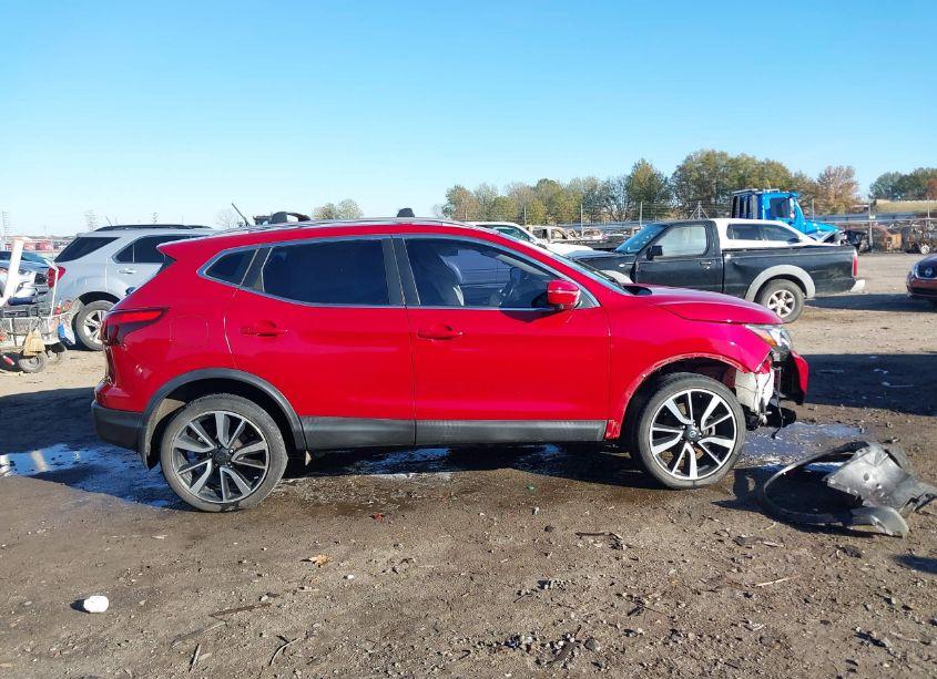 Photo 13 of 2018 Nissan Rogue SPORT SL (VIN JN1BJ1CR0JW284527)
