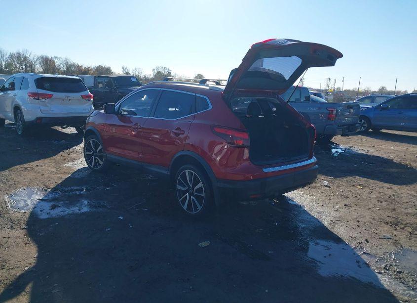 Photo 3 of 2018 Nissan Rogue SPORT SL (VIN JN1BJ1CR0JW284527)