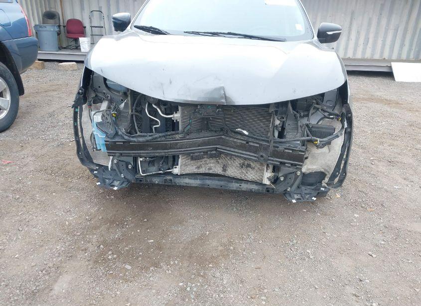 Photo 6 of 2018 Nissan Rogue SPORT S (VIN JN1BJ1CR0JW285211)